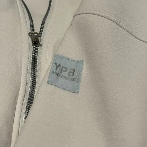 Abercrombie Kids YPB Neoknit Active Kids Zip-Up Hoodie, White, Size 11/12 - Picture 4 of 6